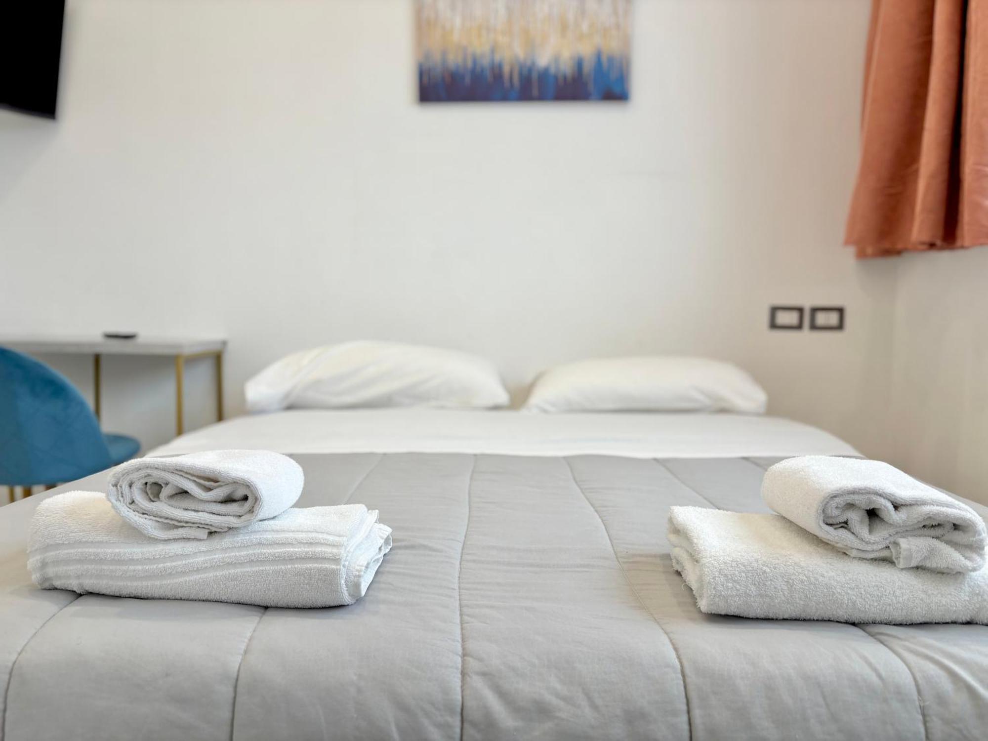 Romano'S Luxury Stay B&B Bari Exterior foto